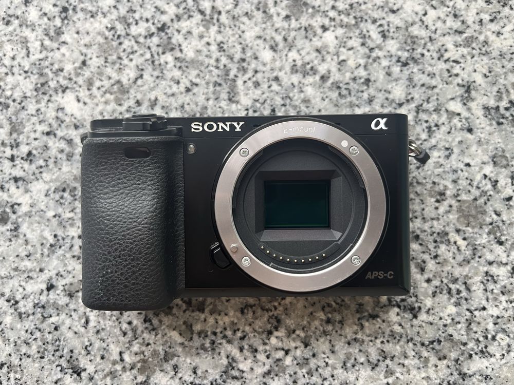 Sony a6000 + Objetiva 16-50mm f3.5-5.6 OSS