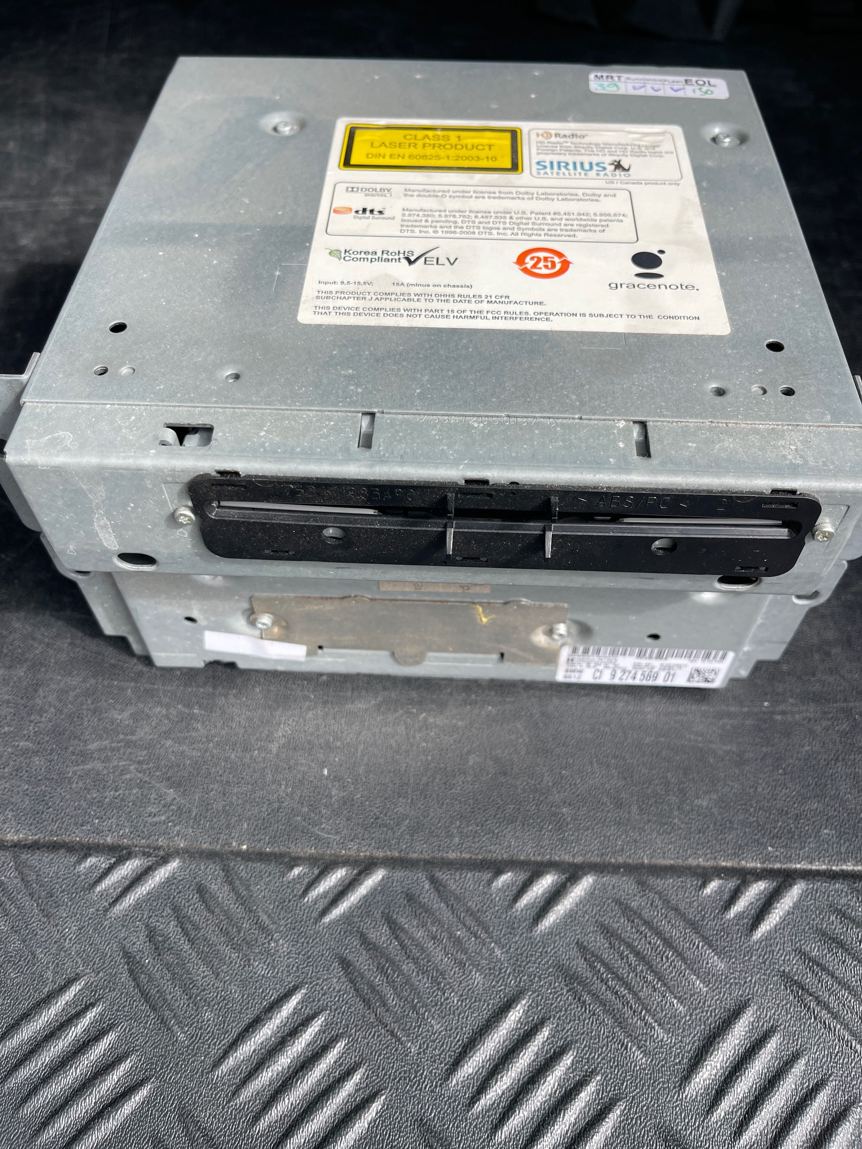Rádio BMW F11 (CIC) para recondicionar.