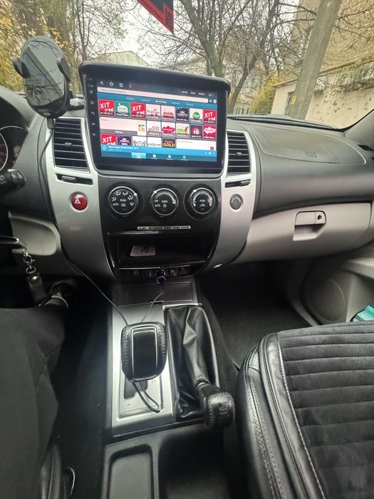 Продам Mitsubishi Pajero Sport 2011