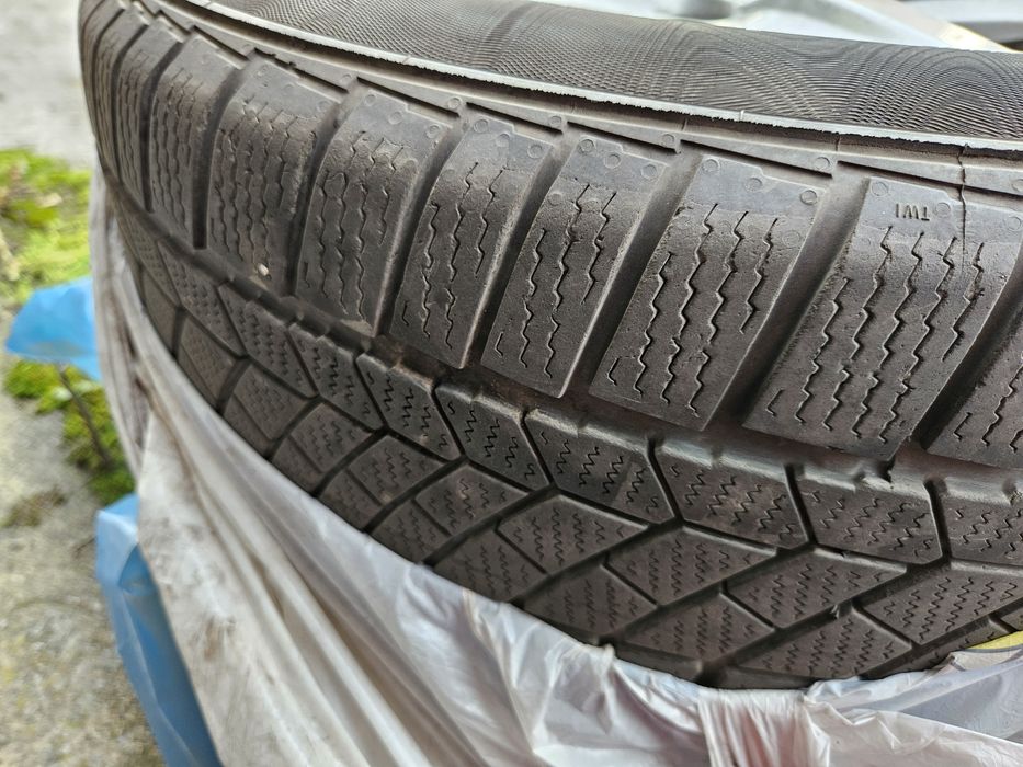 Kola zimowe 16 cali BMW OEM 1  F20 / F21 Continental 205/55R16