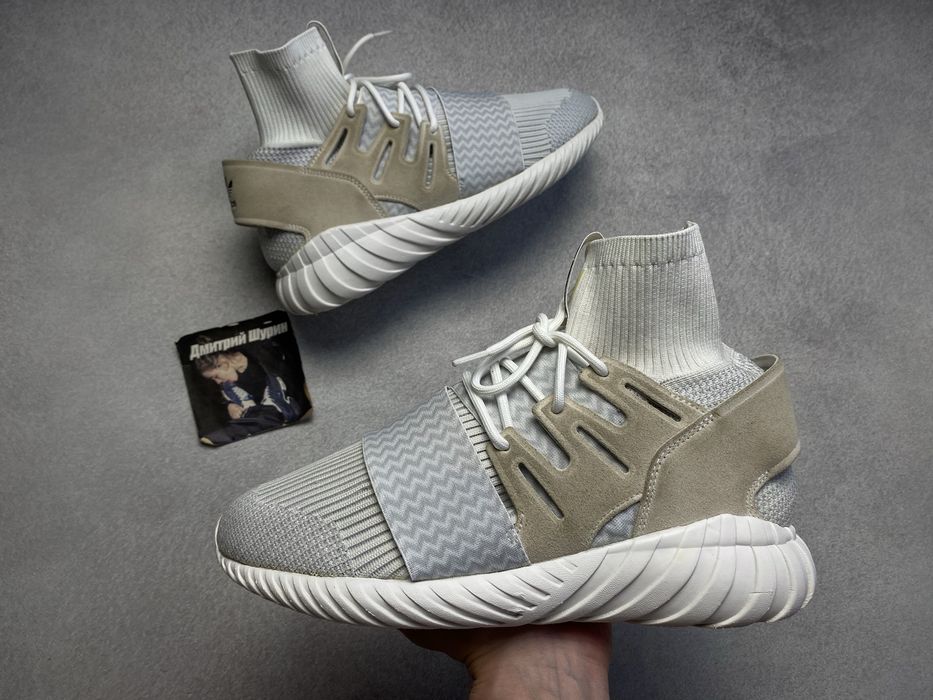 Adidas Tubular 43p ІДЕАЛ Terrex samba ozweego trail ultra boost