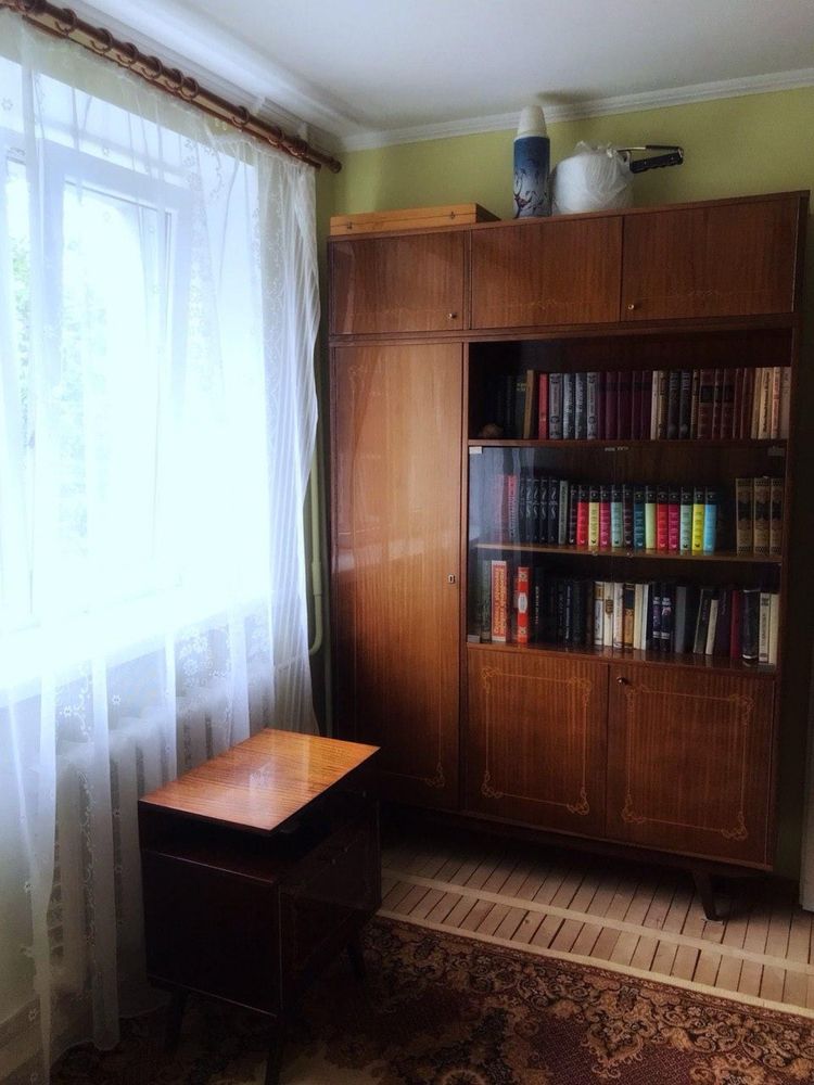 Продаж 3 кімнатної квартири в центрі