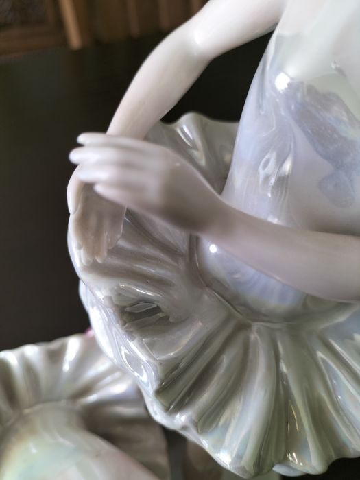 Статуетка " Балерини перед виступом"