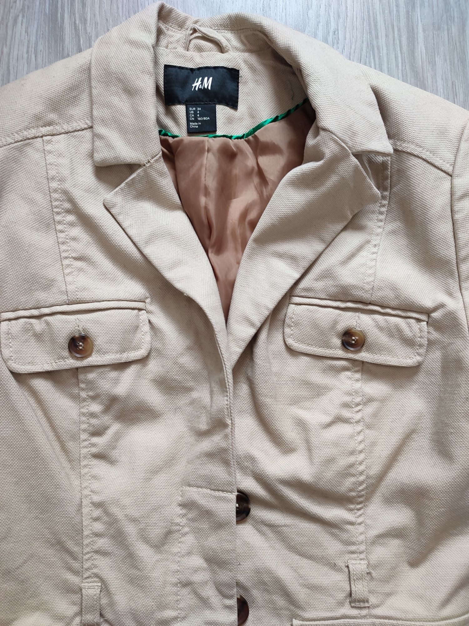 Beżowy żakiet w stylu safari H&M