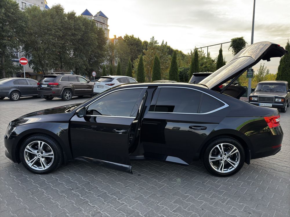 Skoda SuperB Рестайлинг 2.0 TDI