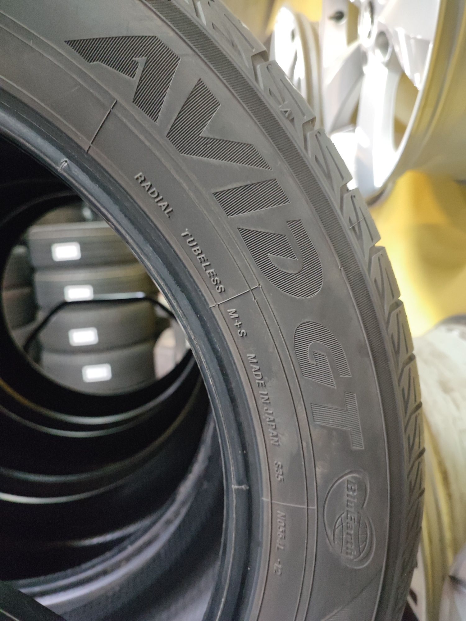 Opony letnie 235/55R19 101V Yokohama Acid GT | 2021