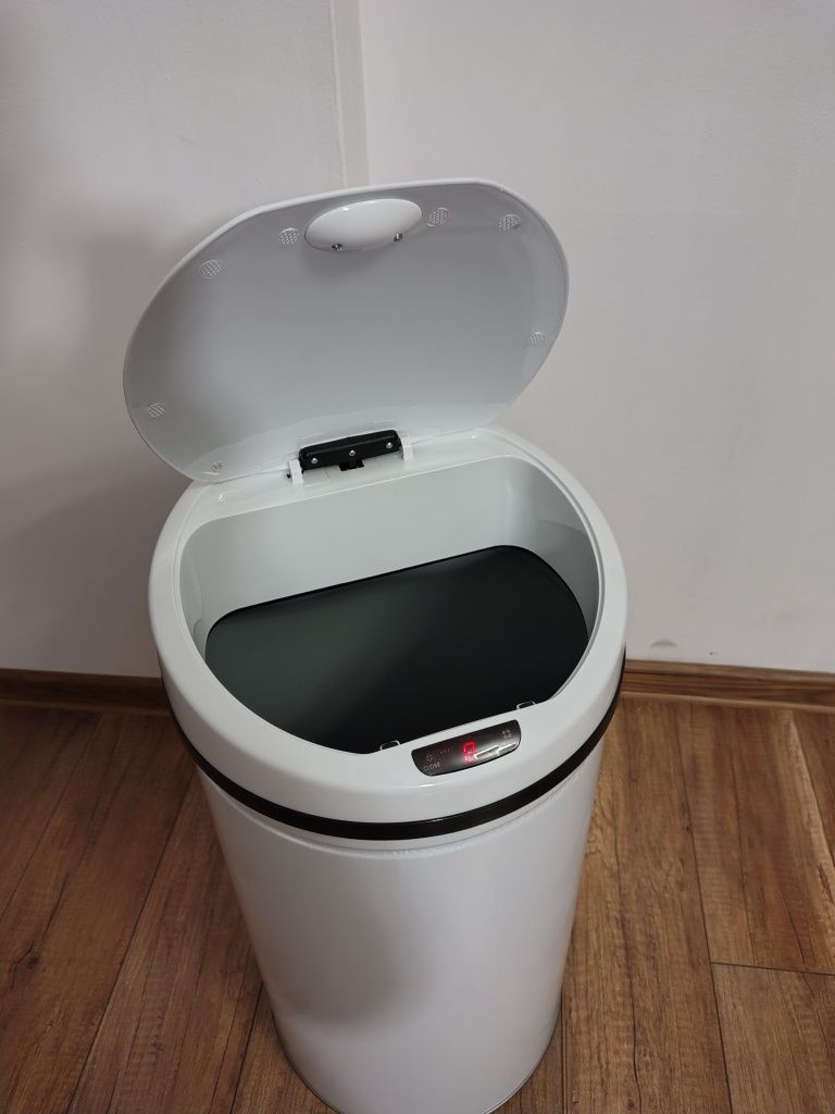 Automatyczny Kosz na śmieci