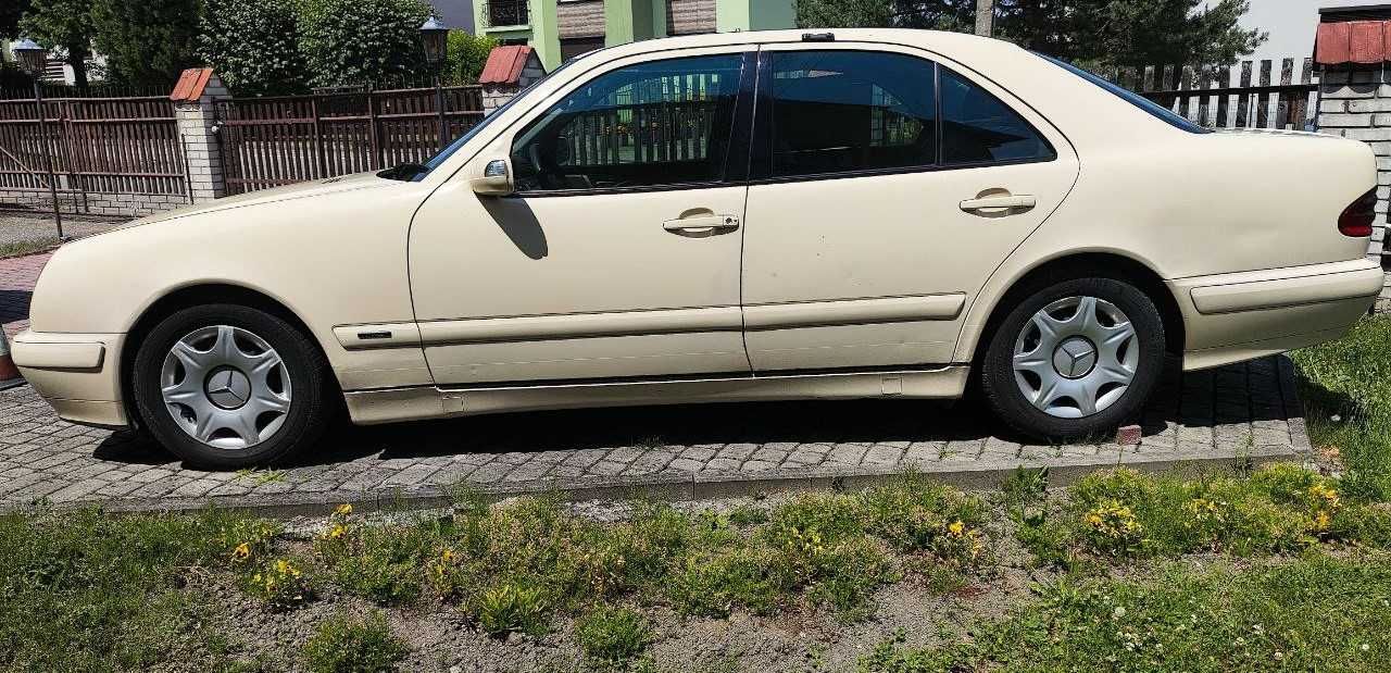 Mercedes-Benz Klasa E 2.2 CDI 2001