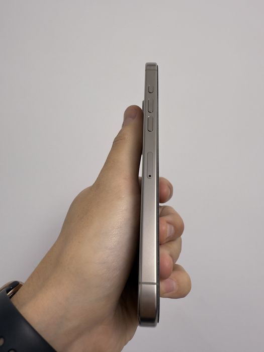 iPhone 16 Pro Max 256GB 1070$ Natural Titanium