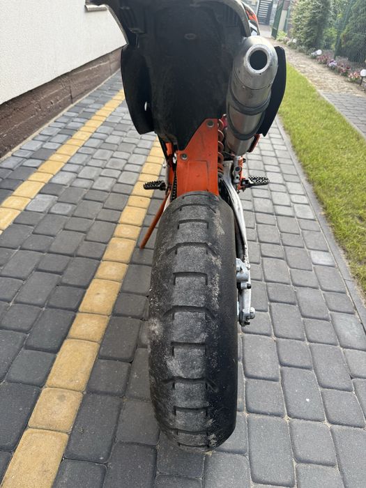 KTM EXC 250 wersja six days.