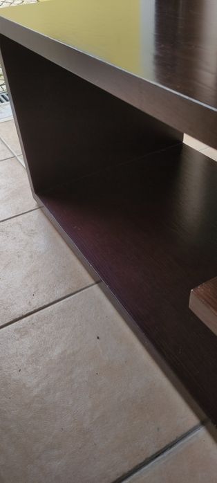 Mesa centro de apoio