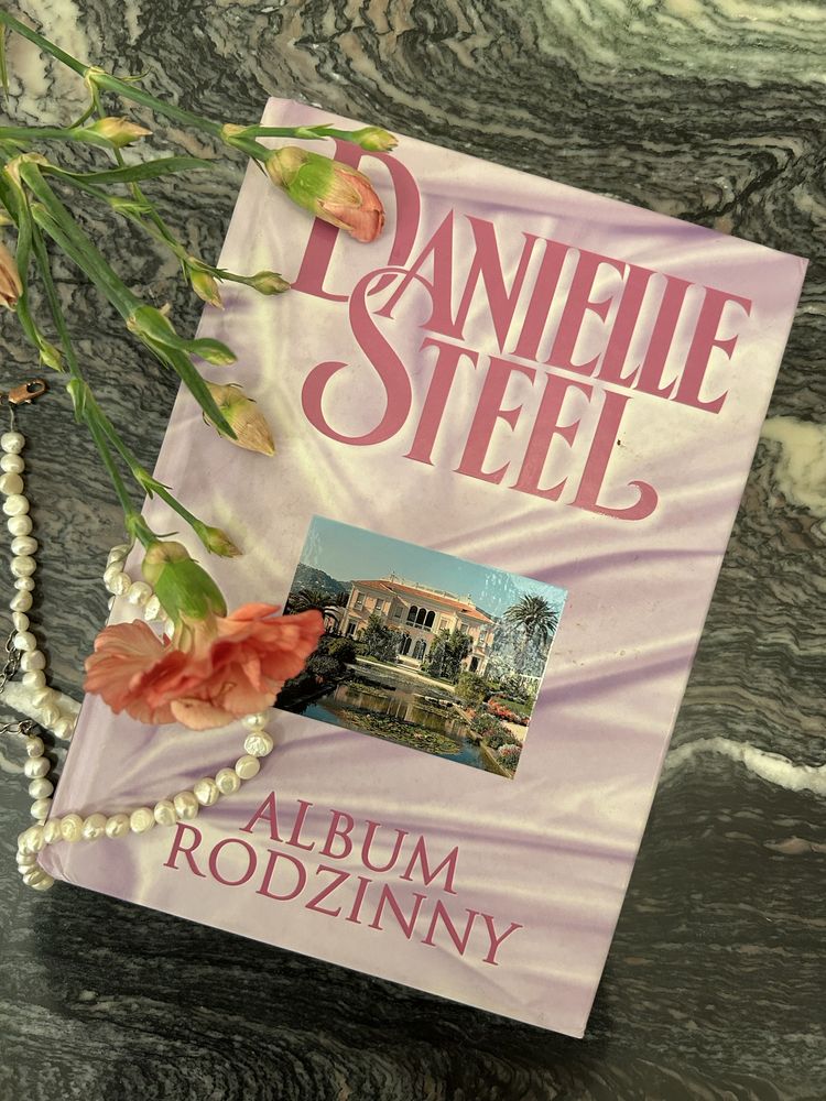 Danielle Steel Album Rodzinny - powieść