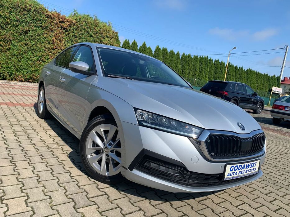 Skoda Octavia Smart Full LED Salon PL I wł. Bezwyp Oryg Lakier Gwarancja F.vat 23% !