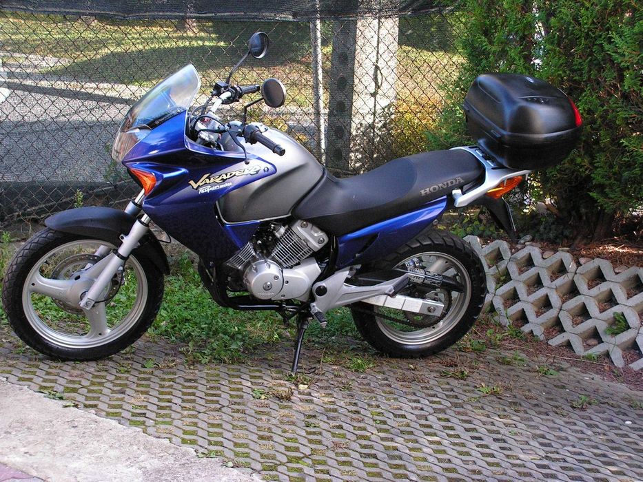 HONDA VARADERO 125 XL 2004. KUFER shadow rebel yamaha dt wr mt cbr cbf