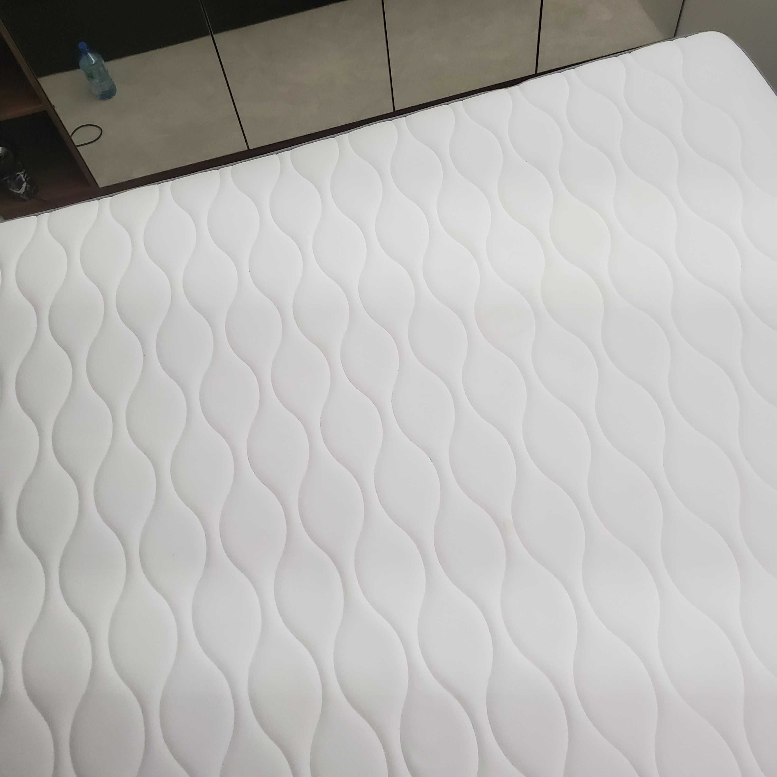 Materac IKEA VÅGSTRANDA 180x200 – używany ok.1 roku