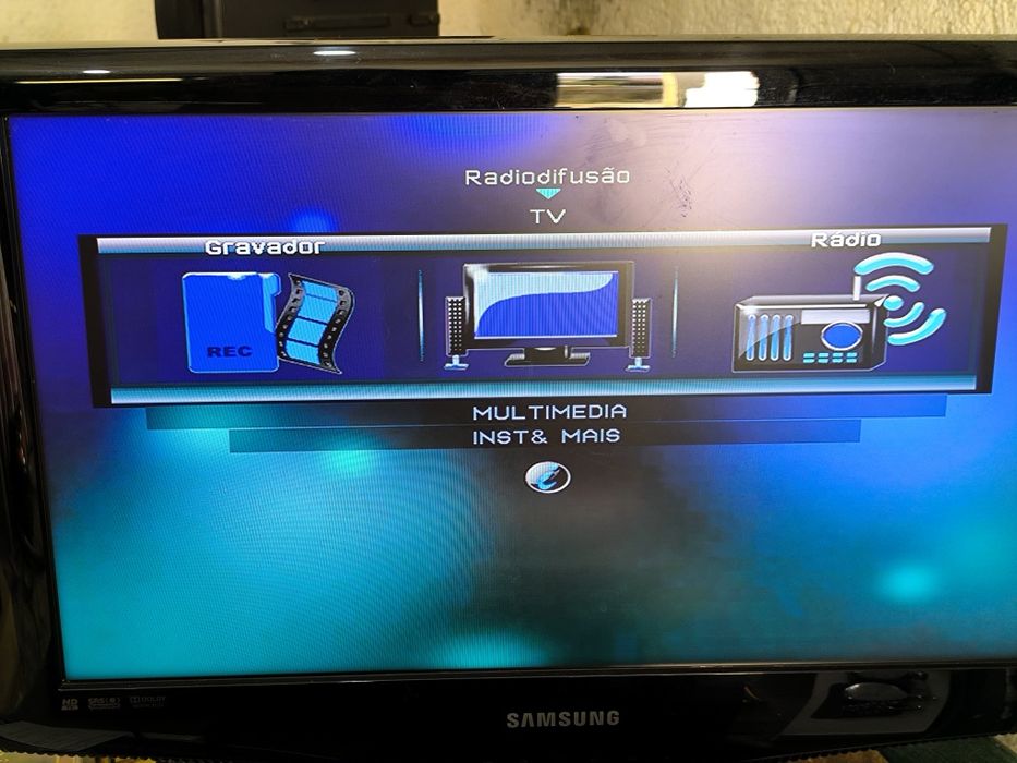 Recetor de Televisão Digital Terrestre (TDT)