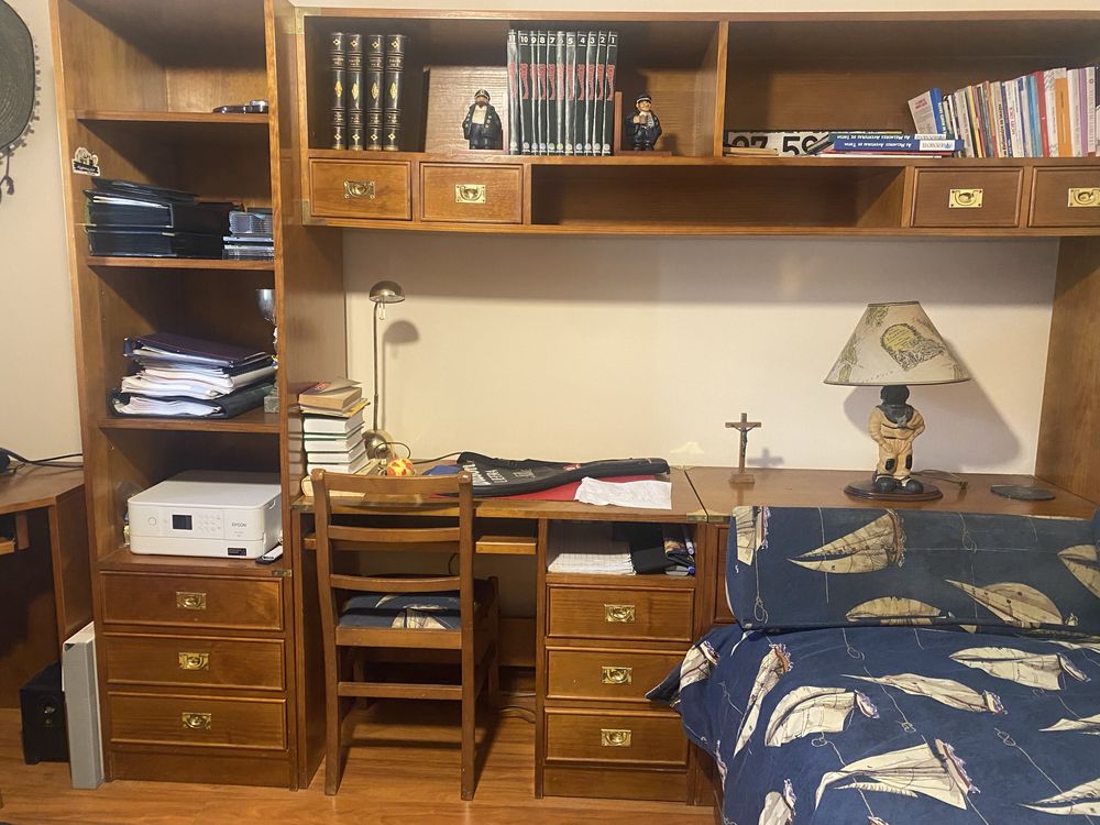 Vendo quarto completo estilo navy em madeira cerejeira