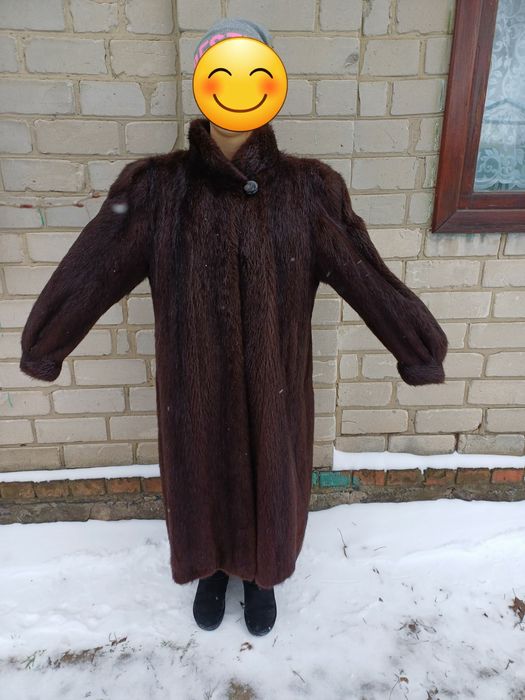 Продам шубу в ідеальному стані стані.