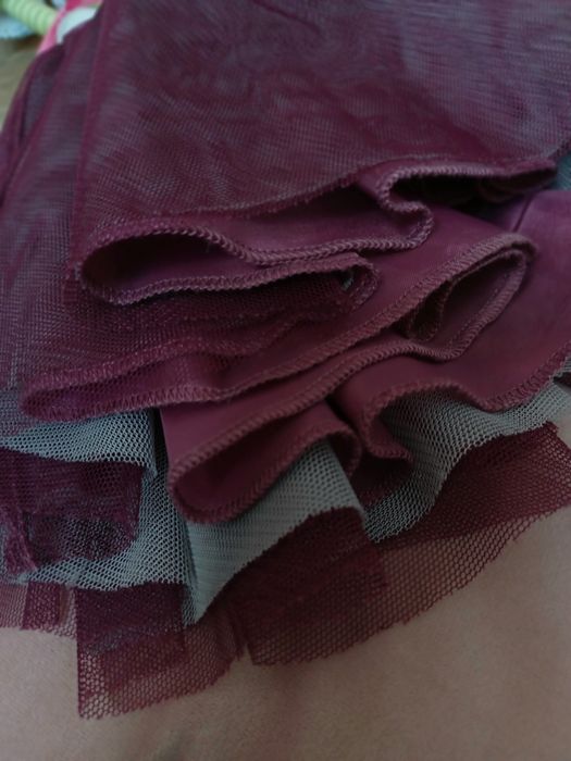 Tiulowa spódniczka kilkuwarstwowa 3 miesiace