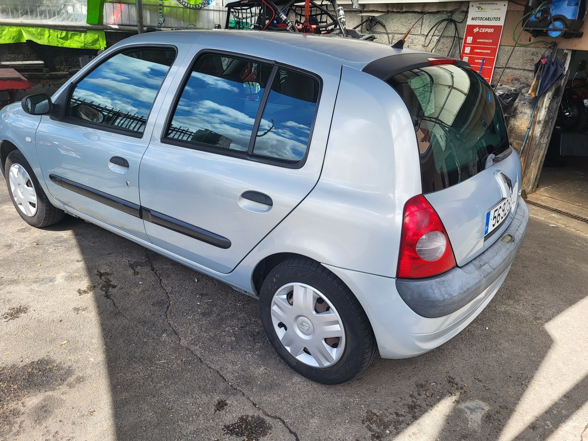 Renault clio 1200