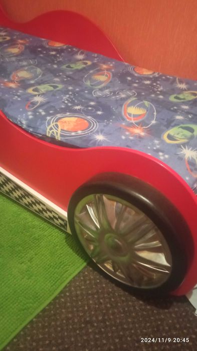 Łóżko auto wyścigowe