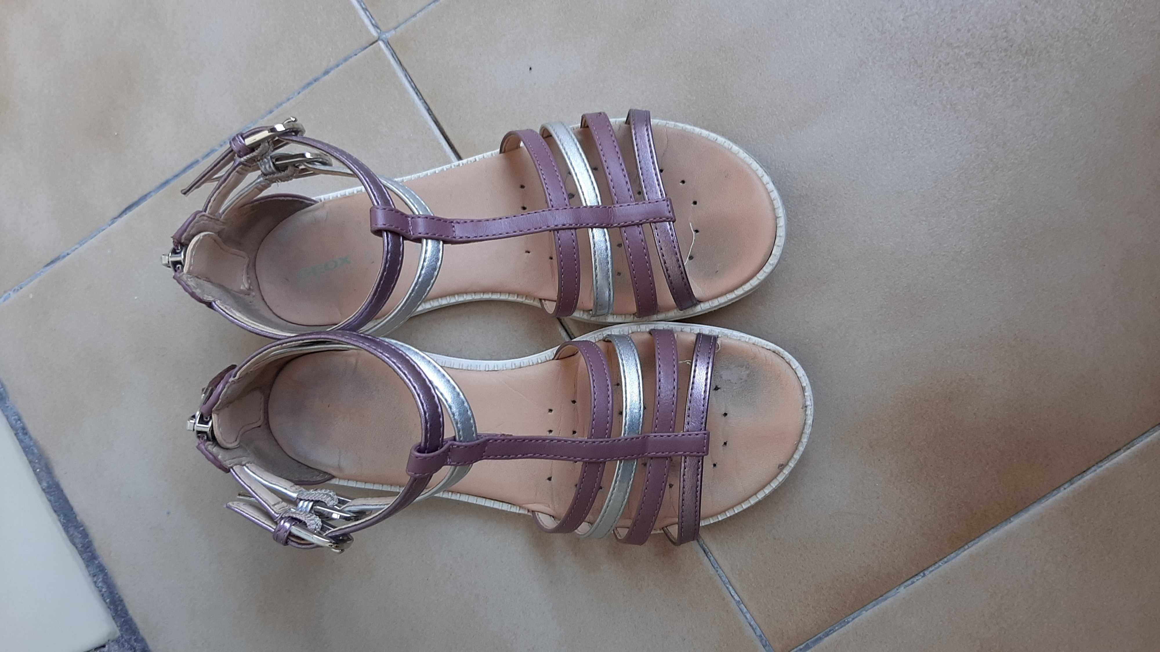 Sandálias (tamanho 33) de menina da Geox