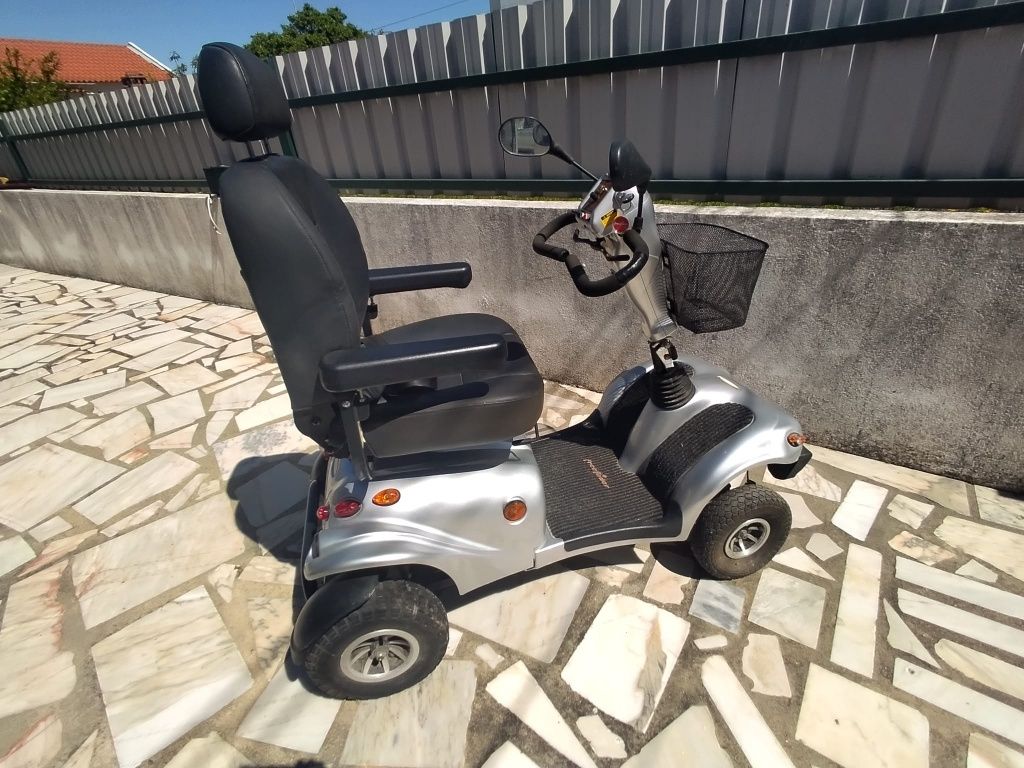 Vendo scooter de Mobilidade Egiro