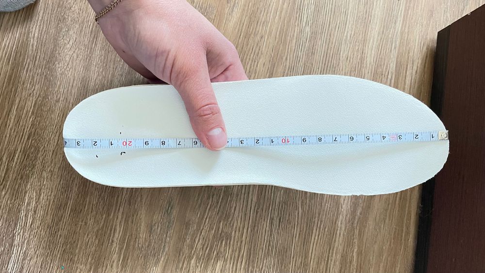 Кеди шкіра білого кольору - стан як нові