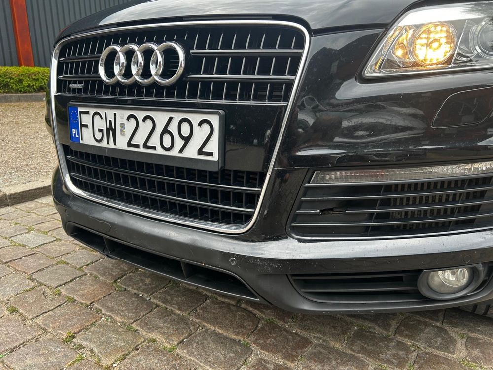 Audi Q7 3.0 TDI 2008 rok 6 osobowe
