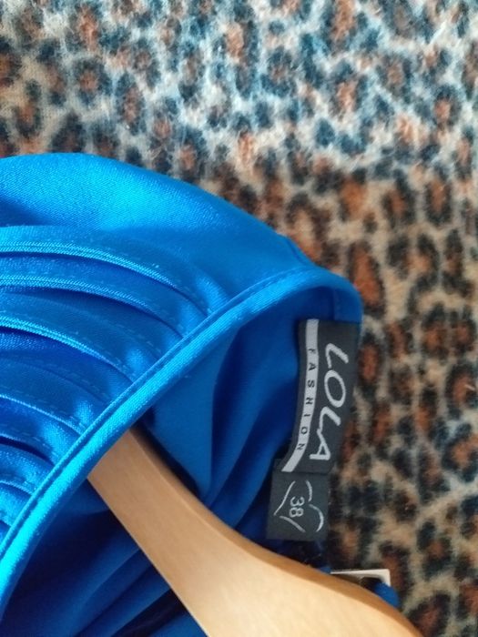 Sukienka z fredzlami