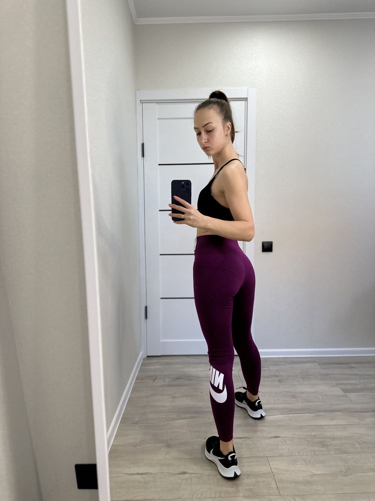 Лосіни жіночі Nike фіолетові