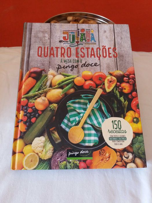 Revistas gastronomia romances e decoração( deutsch port ing)