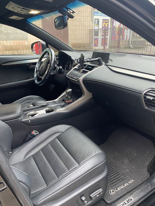 Продам Lexus NX 200t 2016 року