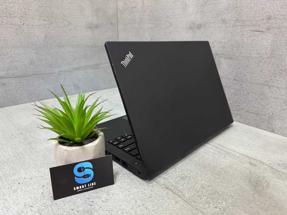 Стильний ноутбук Lenovo T460s/i5-6300u/8gb ddr4/256gb ssd