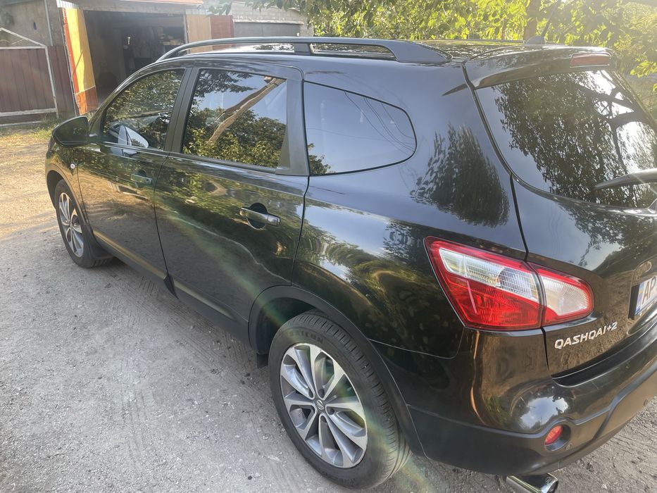 Nissan QASHQI +2