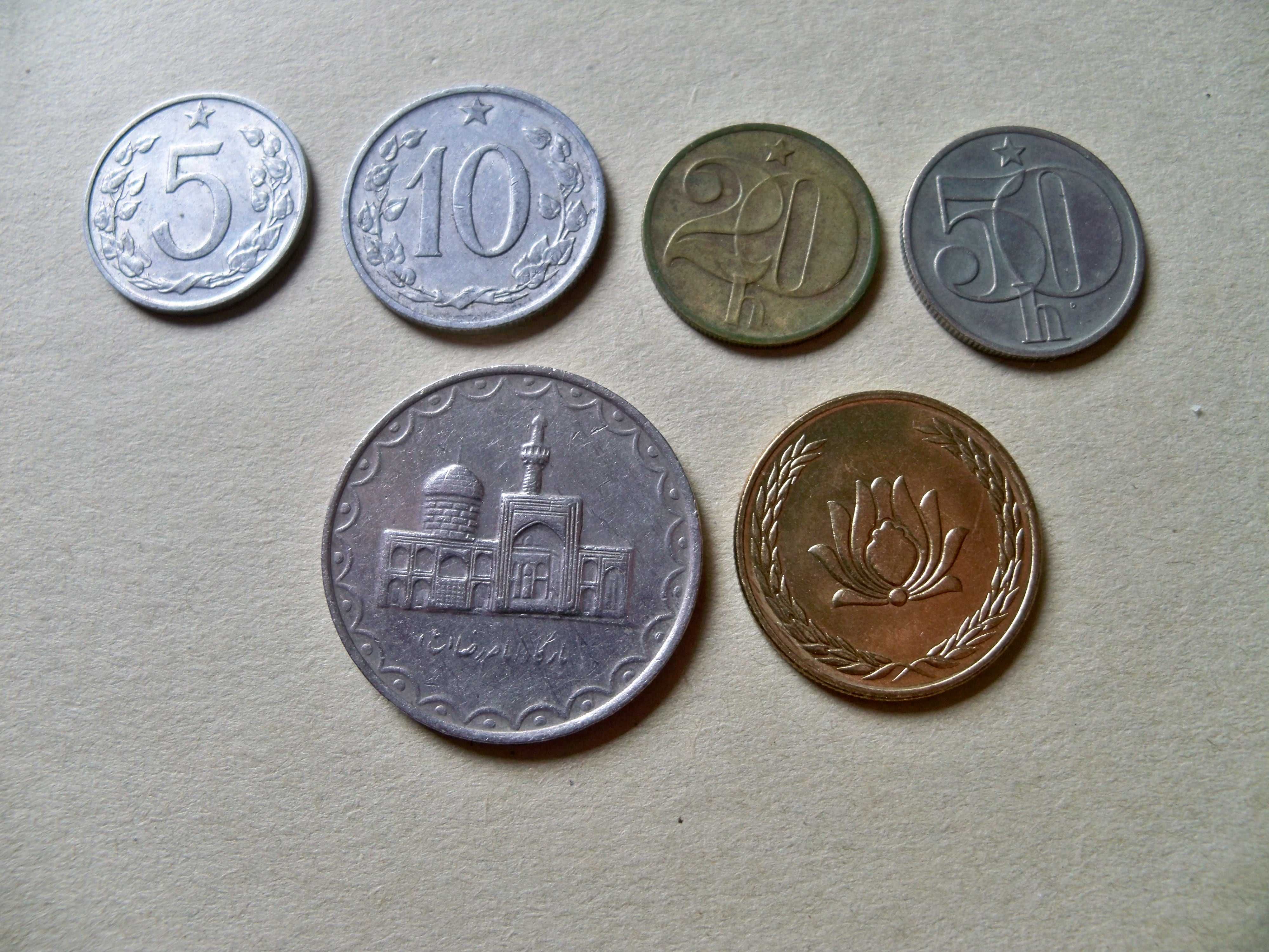 Монеты Чехословакии 5, 10, 20, 50 галеров и Ирана 100 и 250 риал