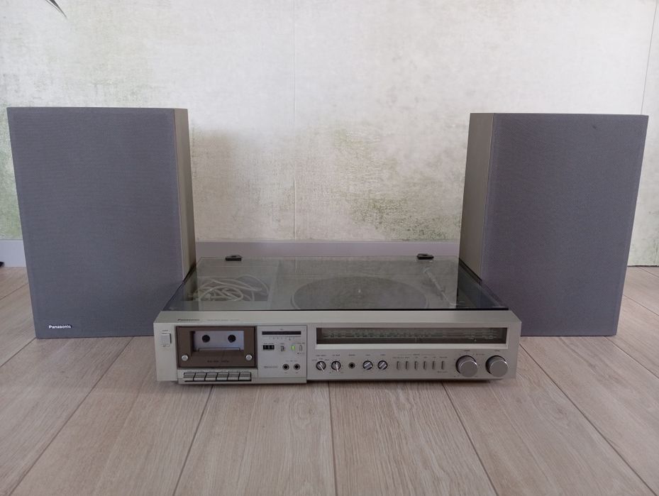 Panasonic SG 2220 radiomagnetofon z gramofonem.