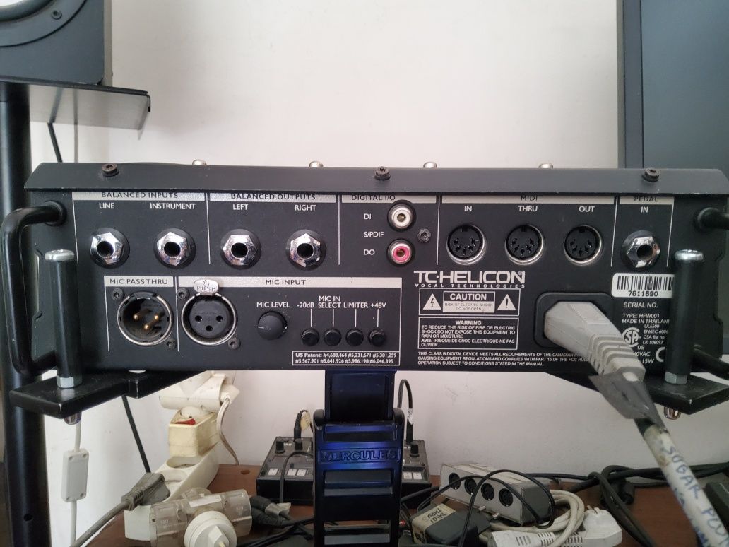 TC Helicon Voice Live