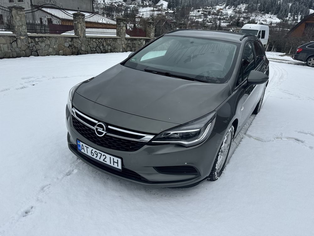 Opel astra k SUPER STAN