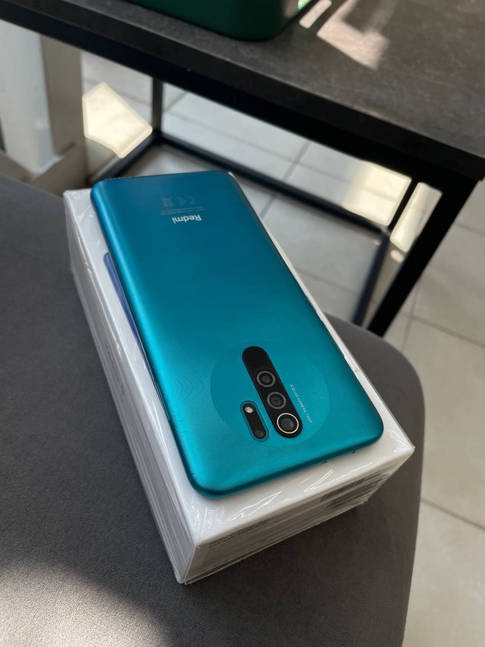 Продам Redmi 9 4/64  в хорошому стані