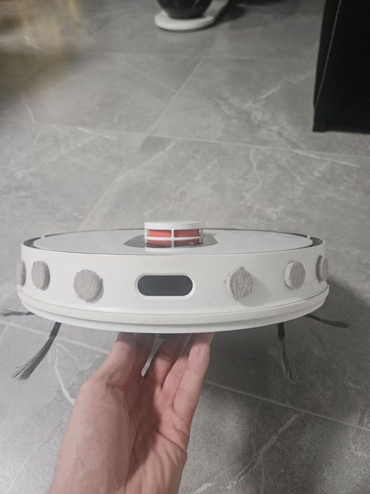 Roidmi Eve Plus Robot sprzątający Stacja dokujaca z odbieraniem kurzu