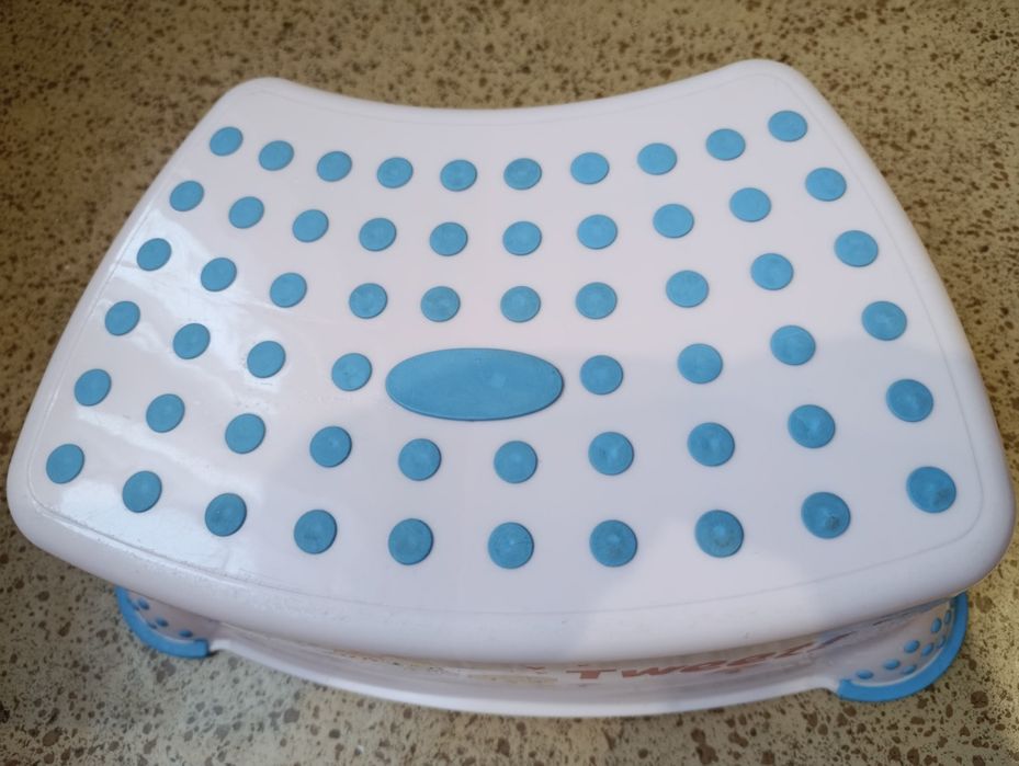 Підставка під ніжки, дитяча