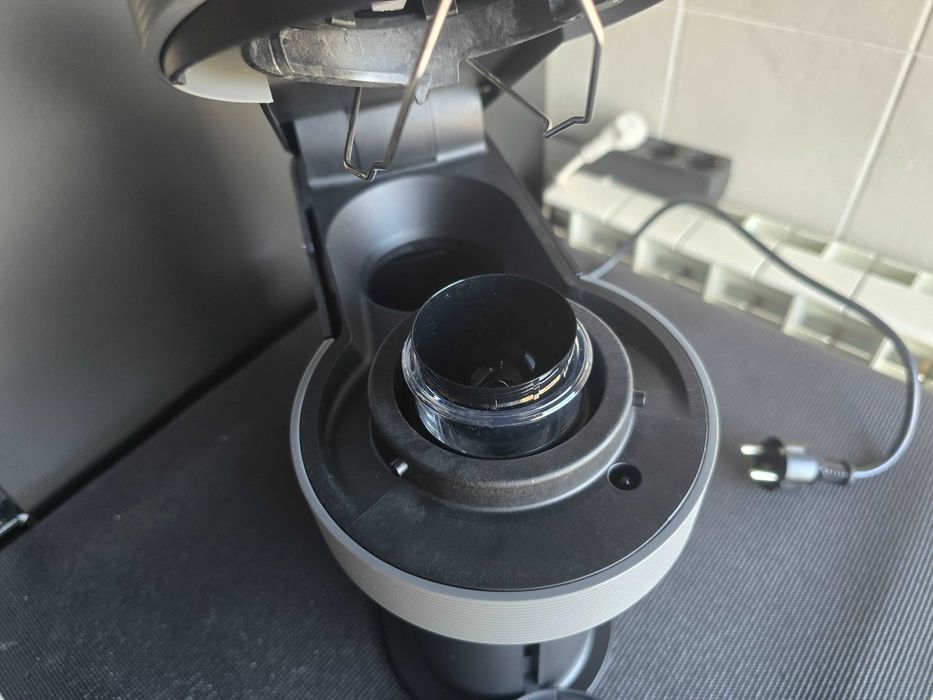 Máquina de Café Nespresso Vertuo Next