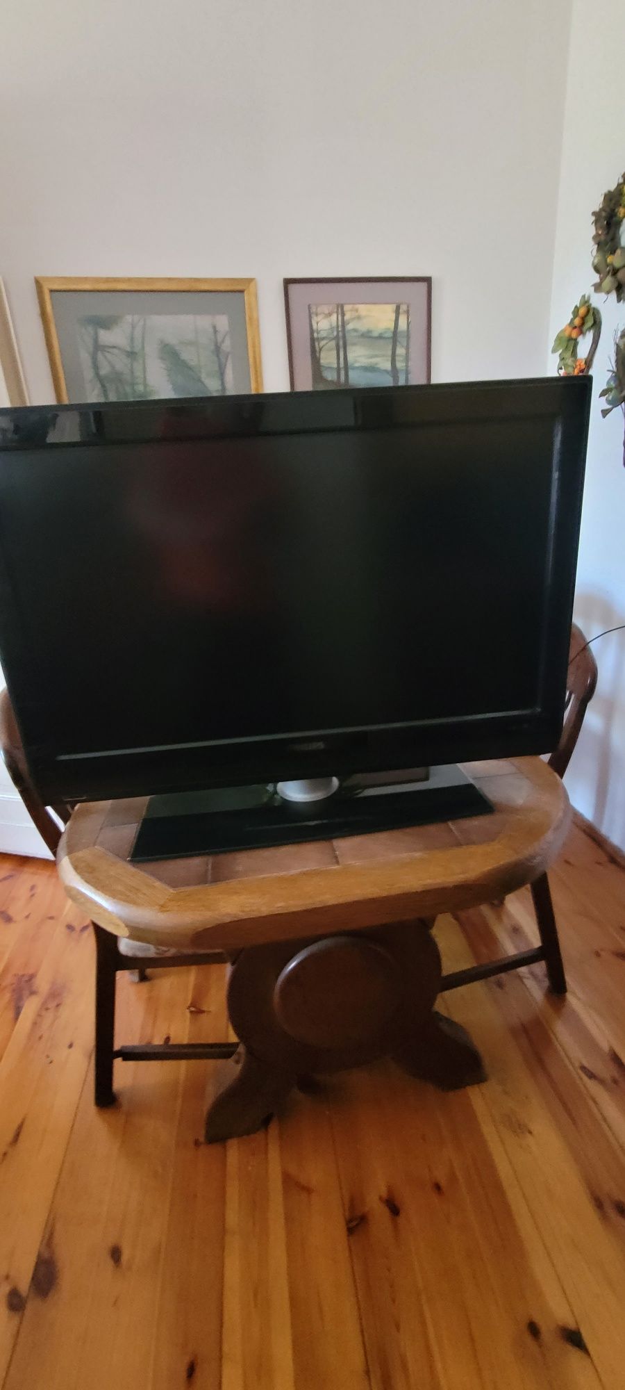 Telewizor Philips 37"