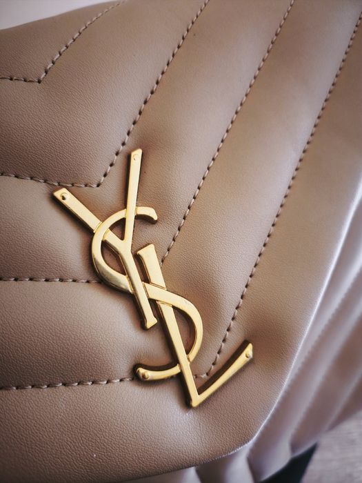 Mala YSL em pele