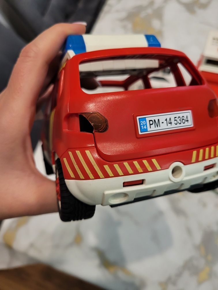 Zabawki playmobil samochód straż koparką