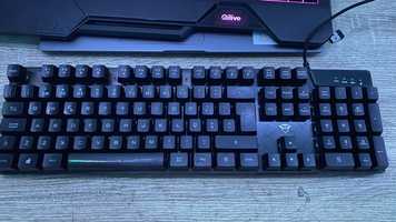 Teclado gamer trust