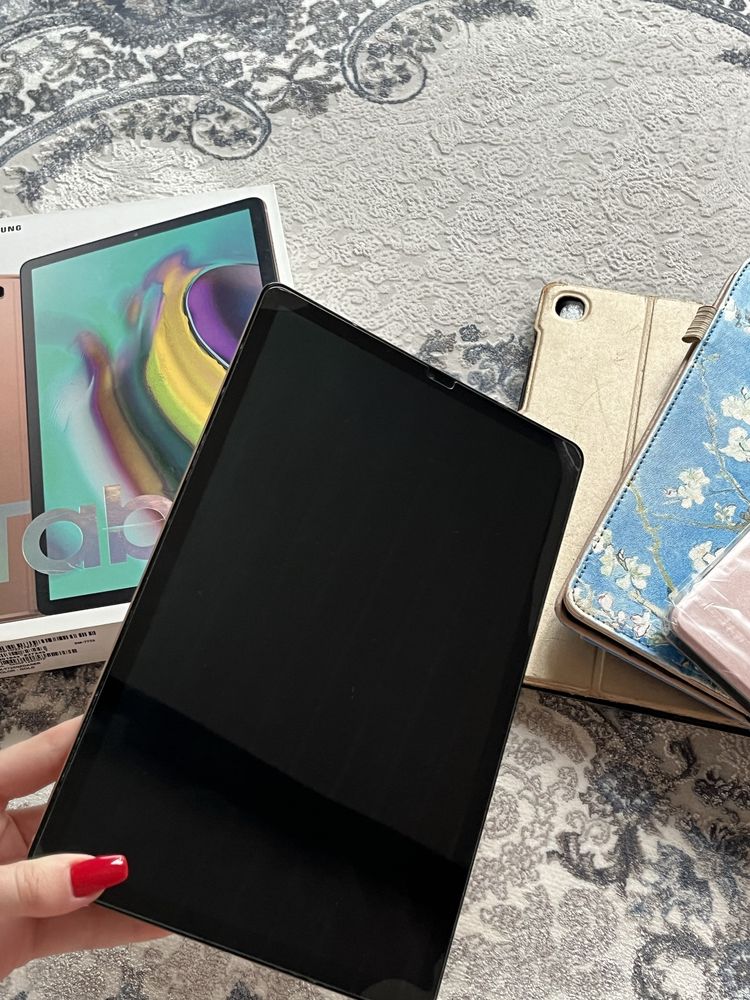 Samsung Galaxy Tab S5е 64Gb Gold