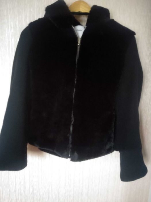 Курточка зі штучного хутра