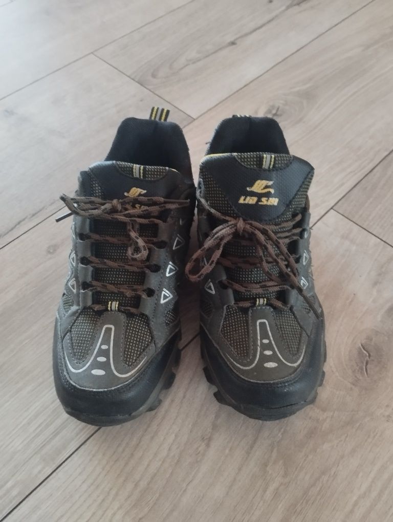 Buty trekkingowe r. 37